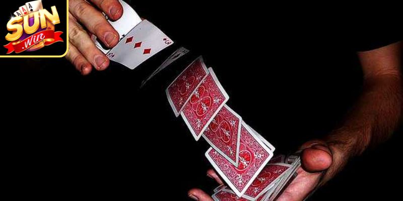 Hướng dẫn cách nhận biết bài bịp với chất liệu các quân